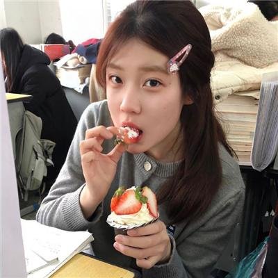 阳台上的坏女孩封面